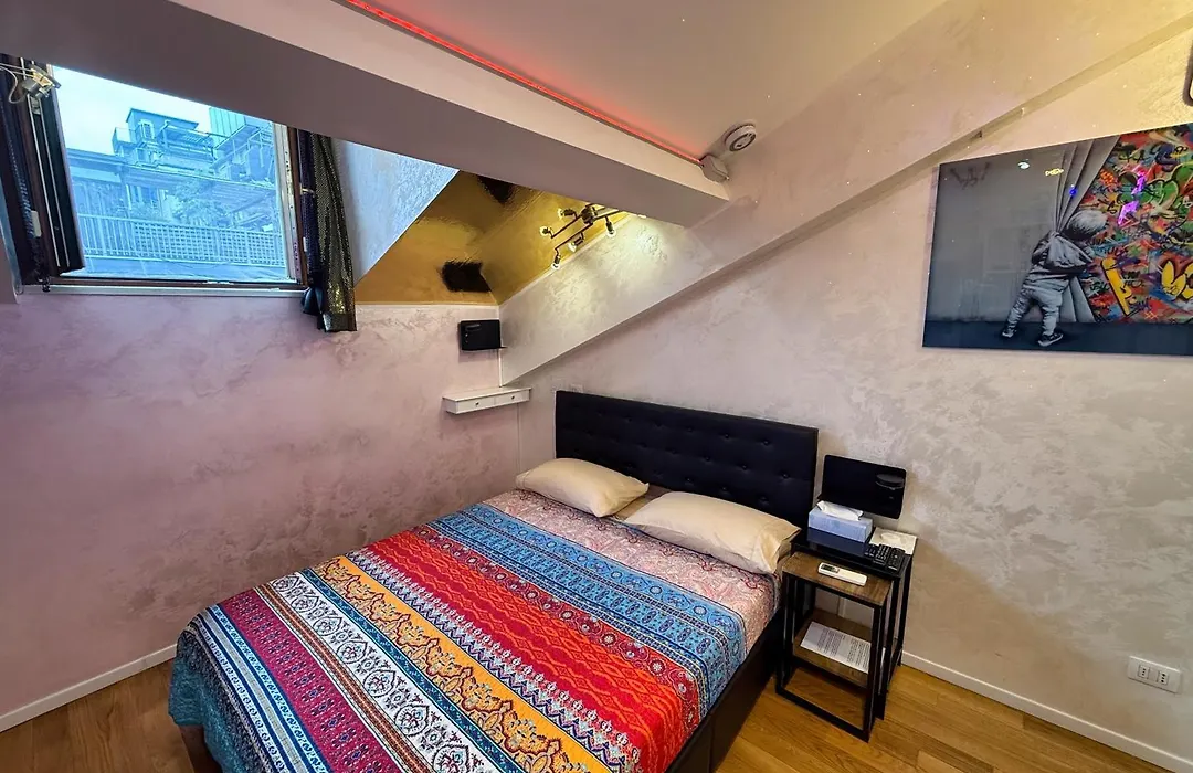 Attic Domotic Speed Summer Vibe - Heart Of Brera, 10 Mins Straight Walk To Duomo And Easy Malpensa Access - Taxi No Need B&B-1